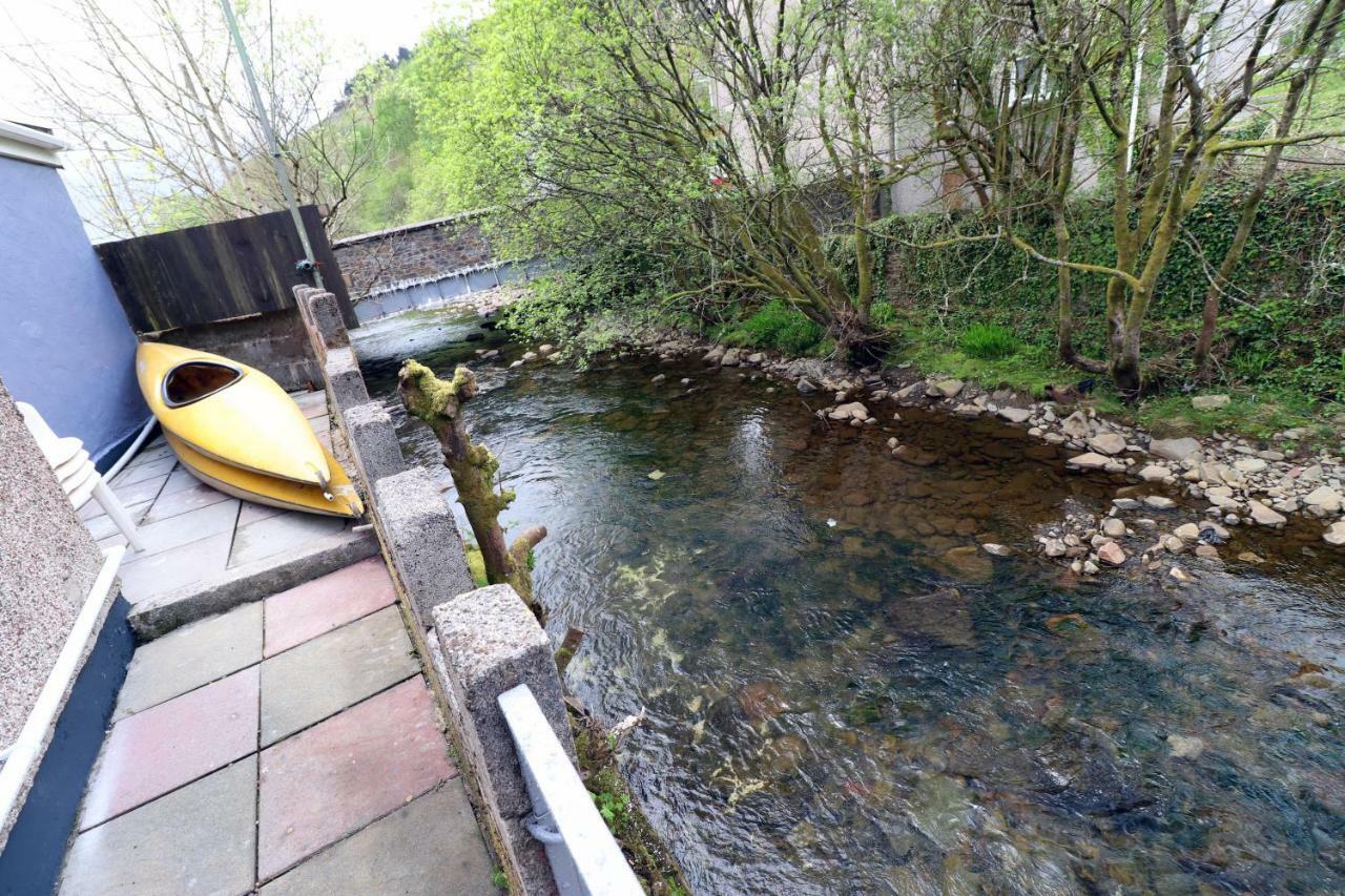Riverside Great House In The Afan Forest Bike Park By Staystaycations Glyncorrwg Exteriér fotografie